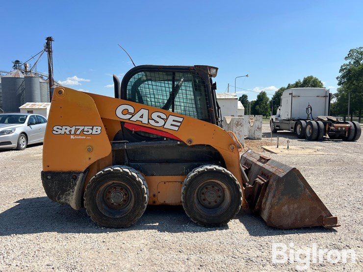 2020-case-sr175b-image-4