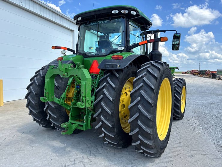 2018-john-deere-8400r-image-6