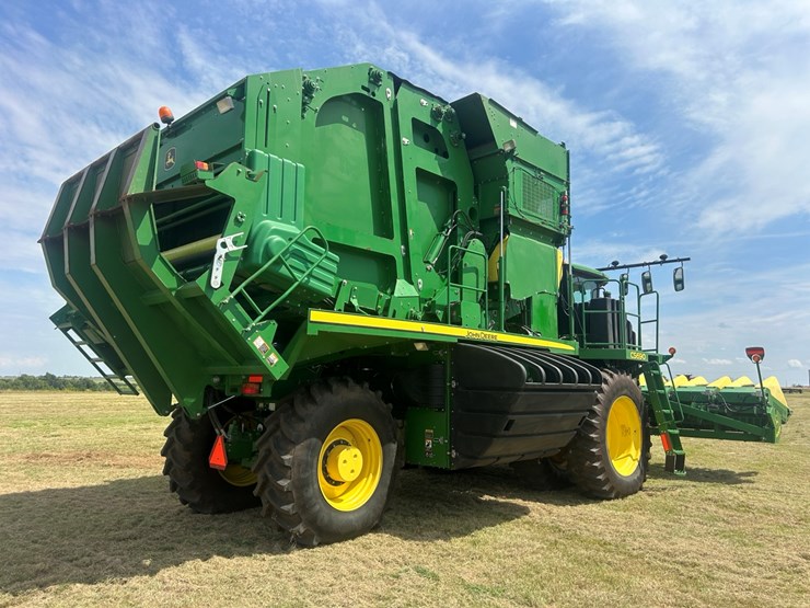 2016-john-deere-cs690-image-3