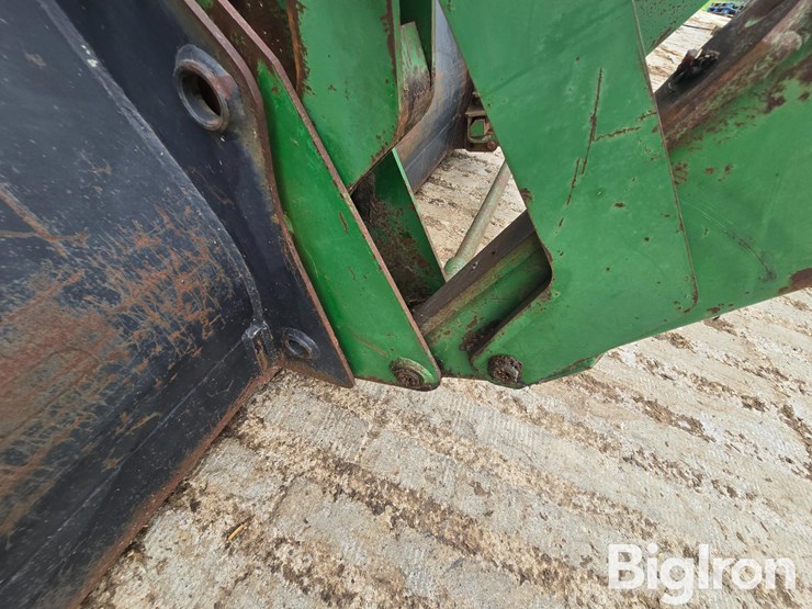john-deere-740-image-17