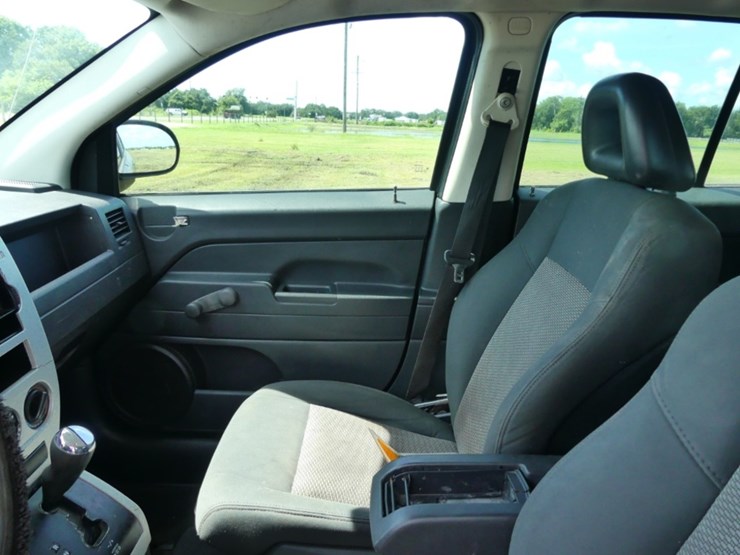 2008-jeep-compass-image-9