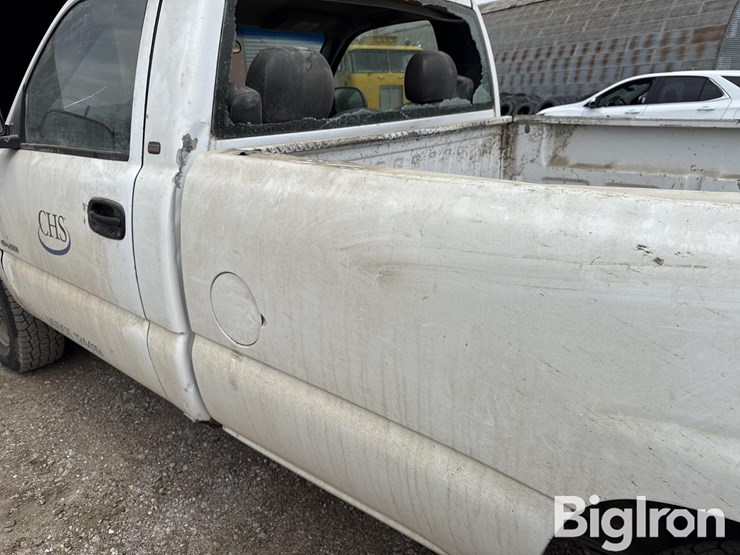 2002-chevrolet-silverado-1500-image-20