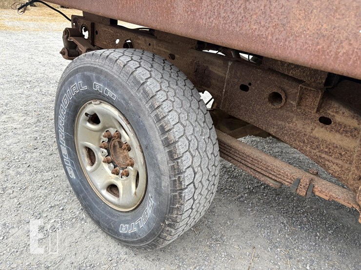 1999-chevrolet-silverado-2500-image-8