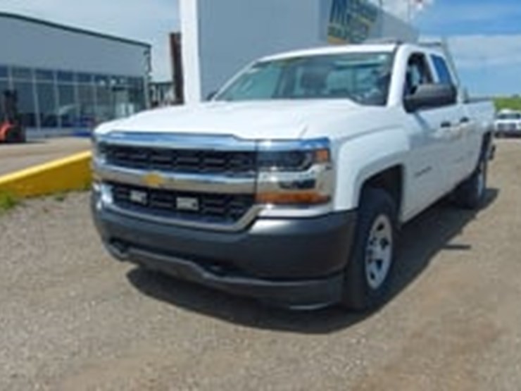 2016-chevrolet-silverado-1500-image-5
