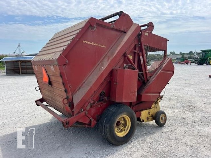 new-holland-852-image-5