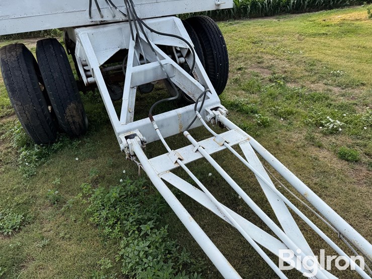 1977-colt-s/a-pup-grain-trailer-w/dolly-image-11