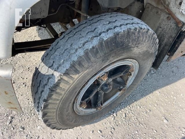 1990-chevrolet-kodiak-c7500-image-13