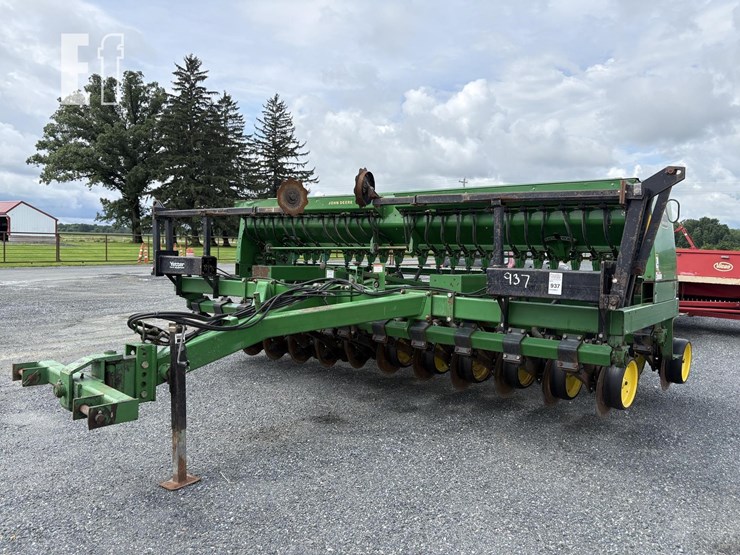 john-deere-750-image-10