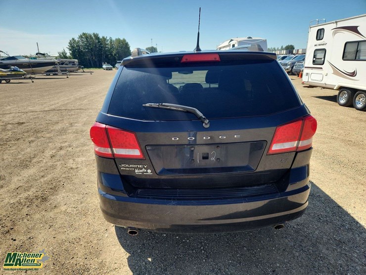 2011-dodge-journey-image-16