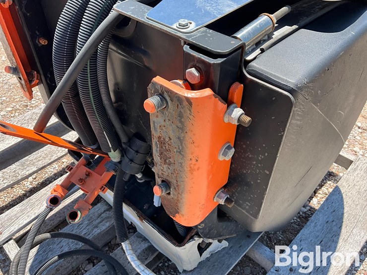 peterbilt-truck-tractor-def-tank-&-components-image-10