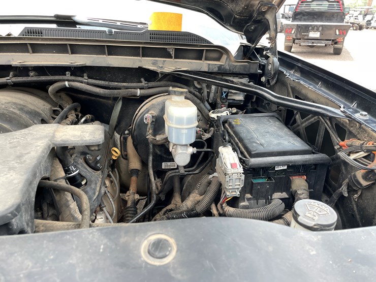 2018-chevrolet-silverado-1500-z71-image-105