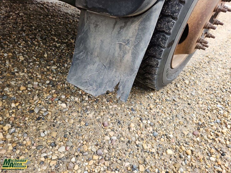 2016-ford-f550-image-39
