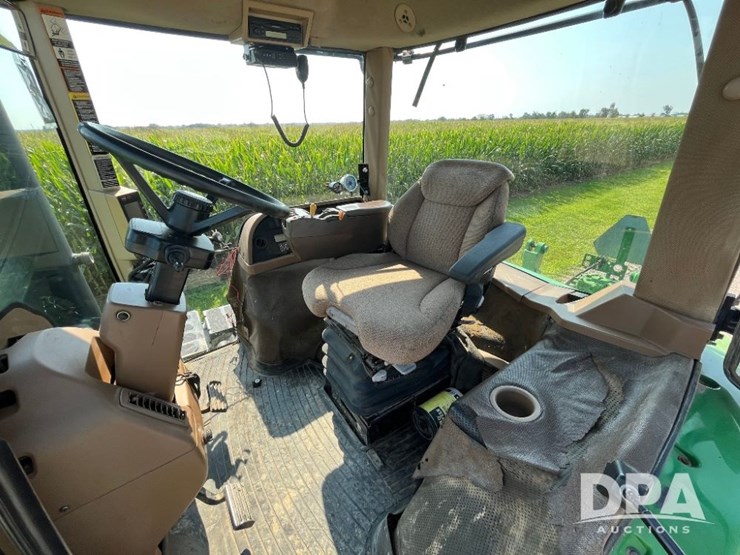 2010-john-deere-9530t-image-56