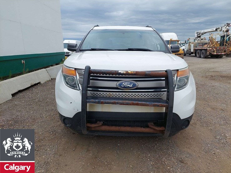 2014-ford-explorer-image-14