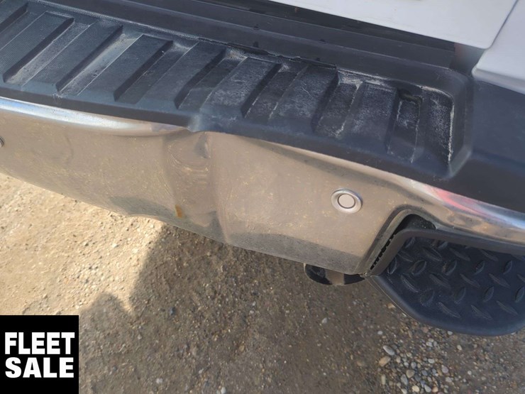 2016-gmc-sierra-3500hd-image-30