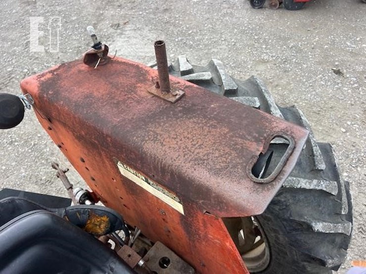 massey-ferguson-255-image-33