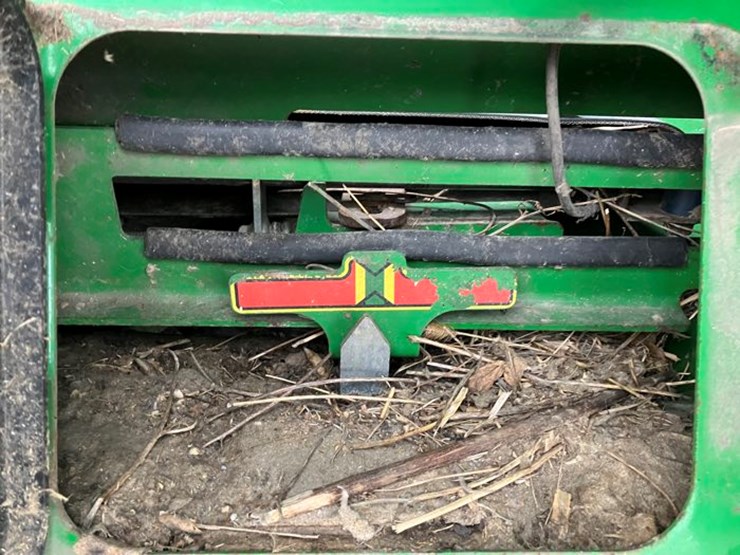 2013-john-deere-640fd-image-23