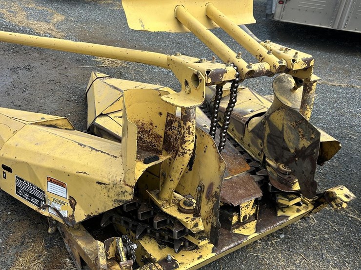 new-holland-900-image-12