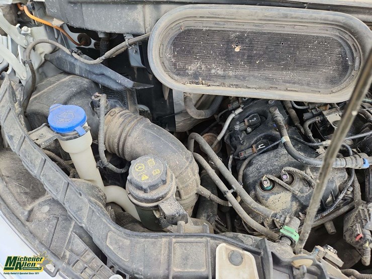 2019-ford-transit-image-31