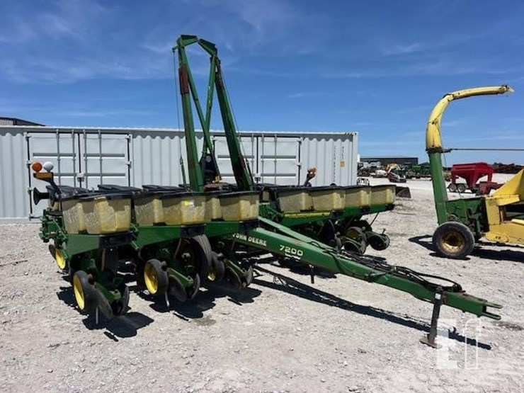 1993-john-deere-7200-image-8