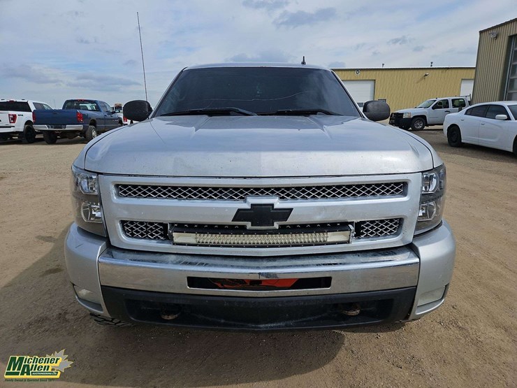 2010-chevrolet-silverado-1500-image-24