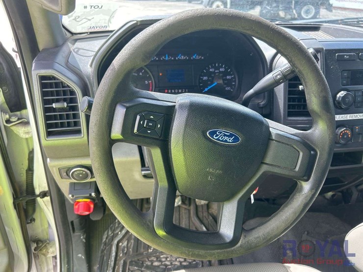2017-ford-f450-image-17