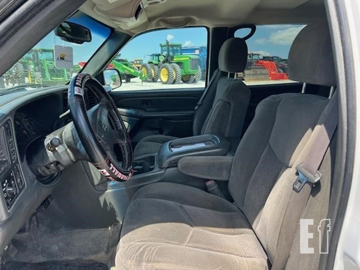2007-chevrolet-silverado-2500hd-image-49