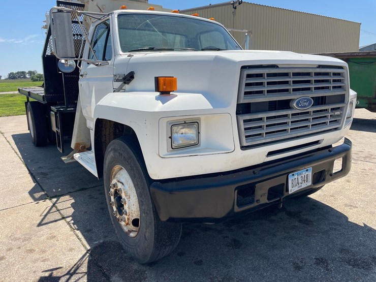 1993-ford-f700-image-15