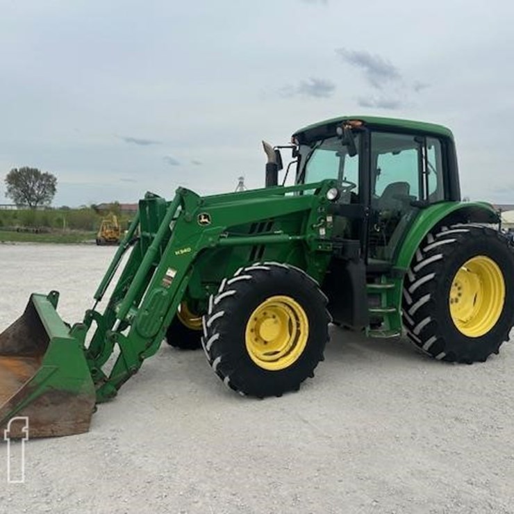 JOHN DEERE 6115M