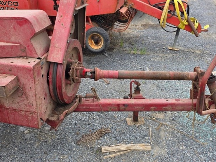new-holland-273-image-6