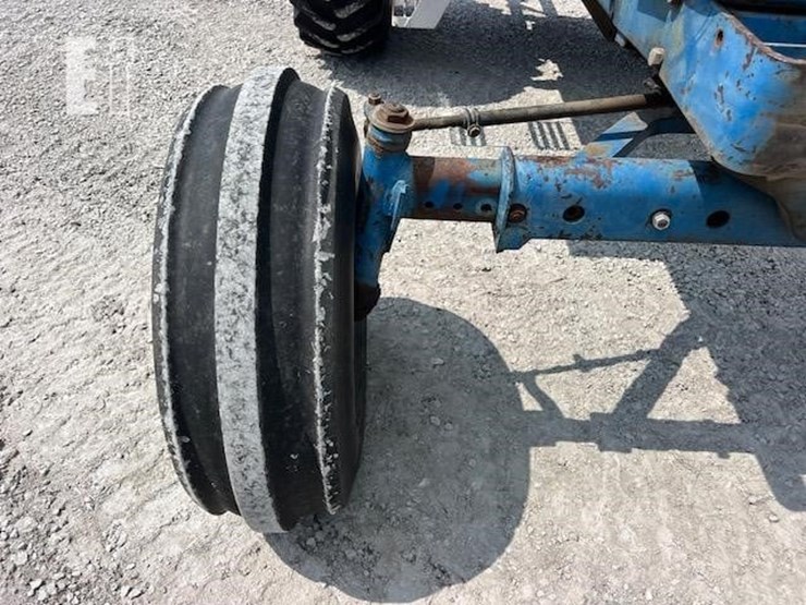 ford-8600-image-11