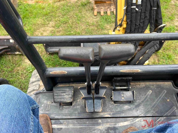 yanmar-vio35-6a-image-12