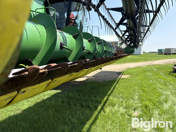 2009-john-deere-635f-image-14
