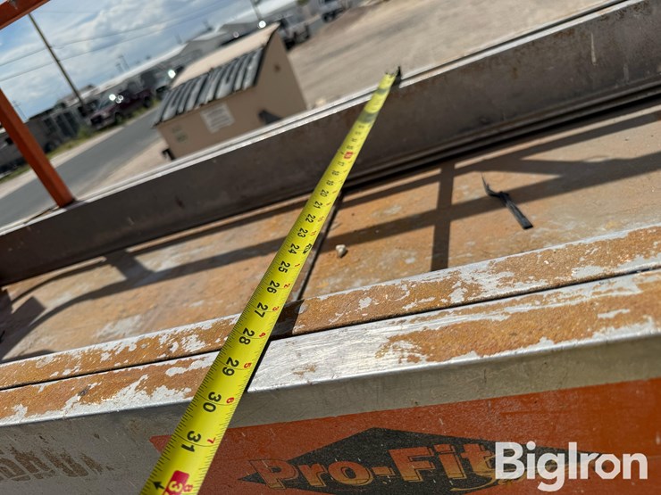2006-jlg-2630es-image-11