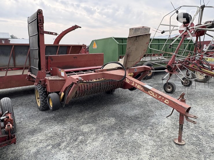 new-holland-166-image-3