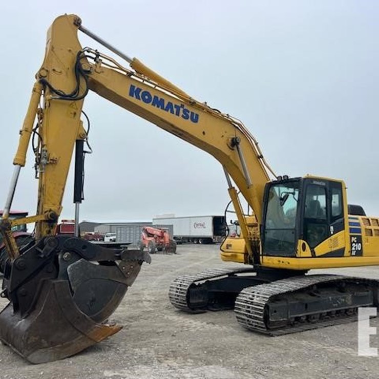 KOMATSU PC210 LC