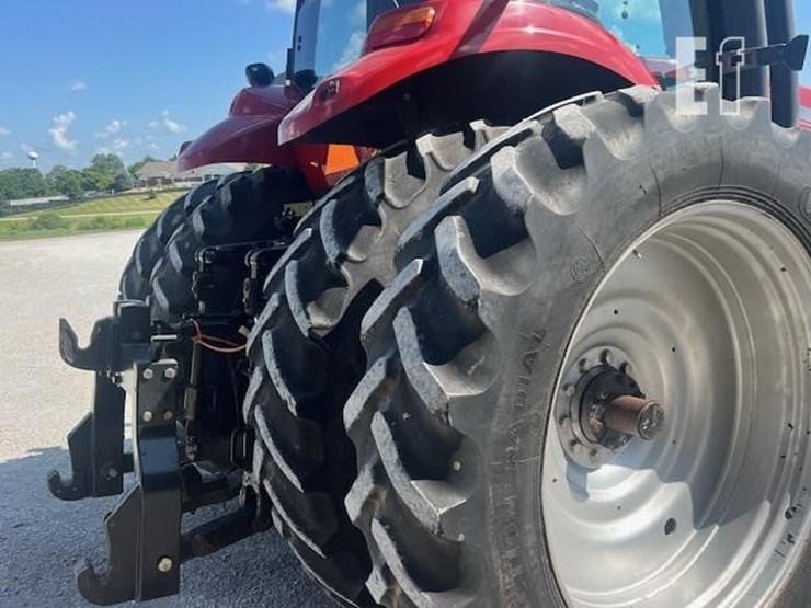 2014-case-ih-magnum-315-image-13