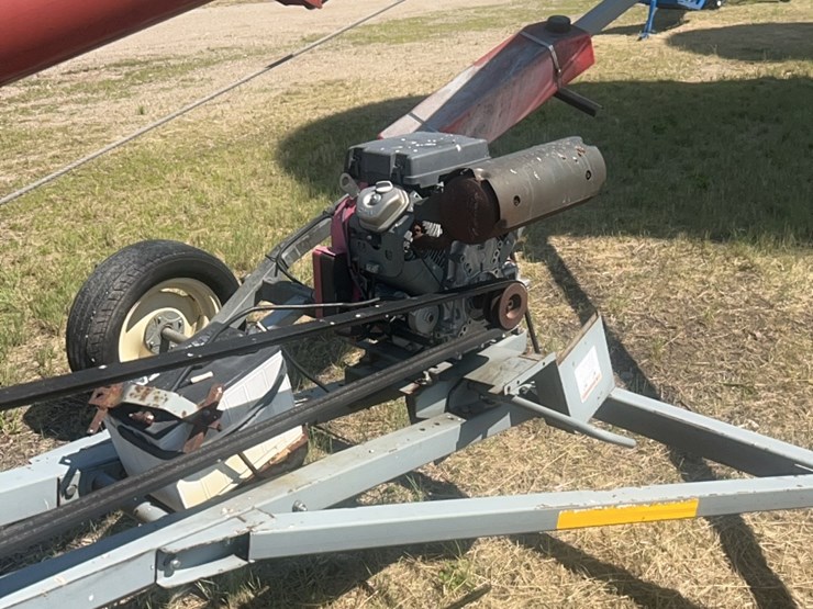 sakundiak-model-hd-7–1200-grain-auger-with-gx-620-v-twin-honda-with-the-electric-start-image-18