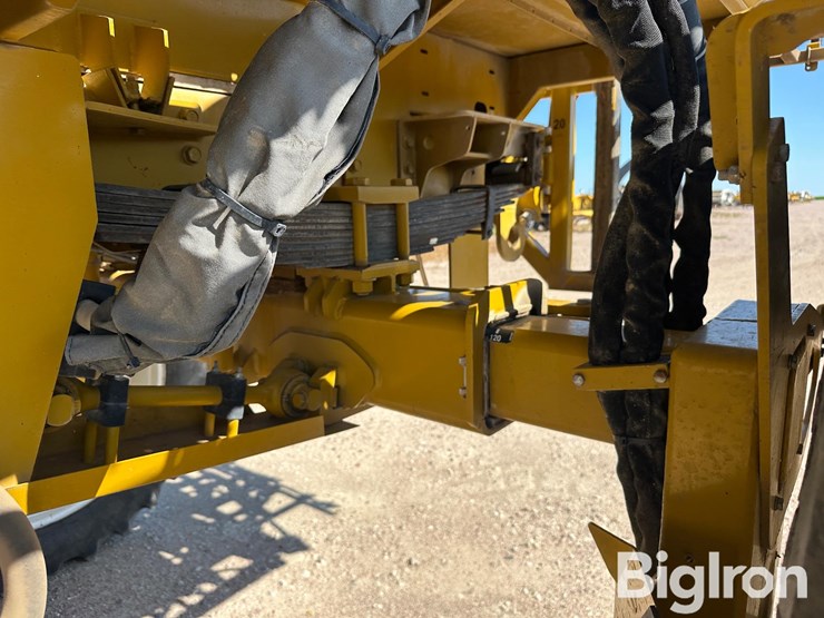 ag-chem-rogator-854-image-16