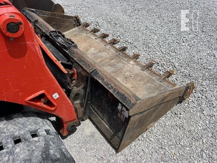 kubota-svl97-2-image-6