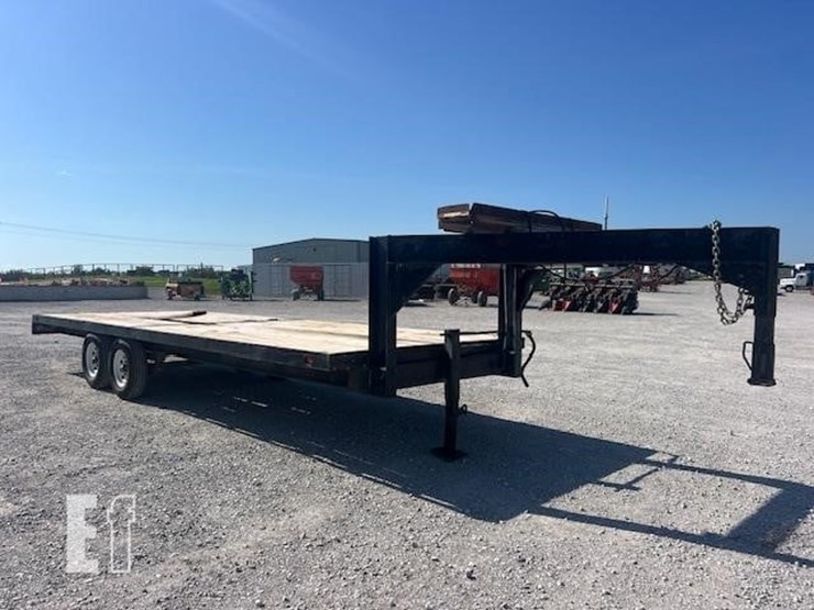 2025-shop-built-trailer-image-1