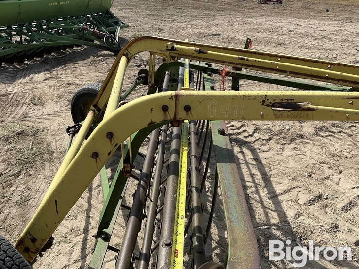 john-deere-640-image-16