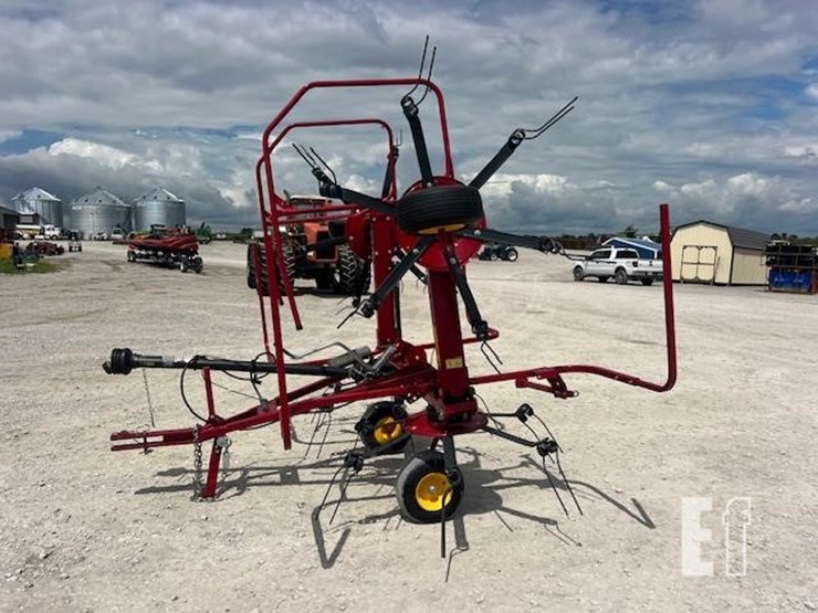 2021-new-holland-proted-3417-image-2