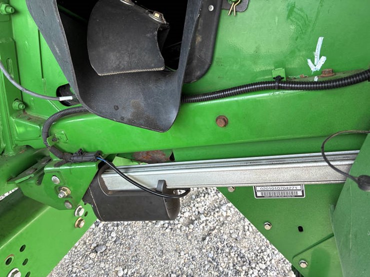 2012-john-deere-s660-image-62
