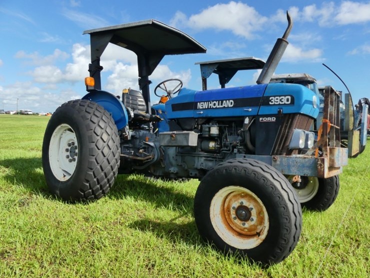 new-holland-3930-image-2