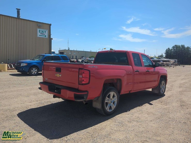 2016-chevrolet-silverado-1500-image-4