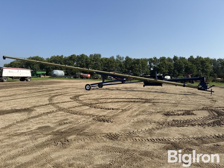 2022-harvest-international-h1082-image-4