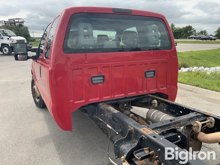2015-ford-f350-xl-image-18