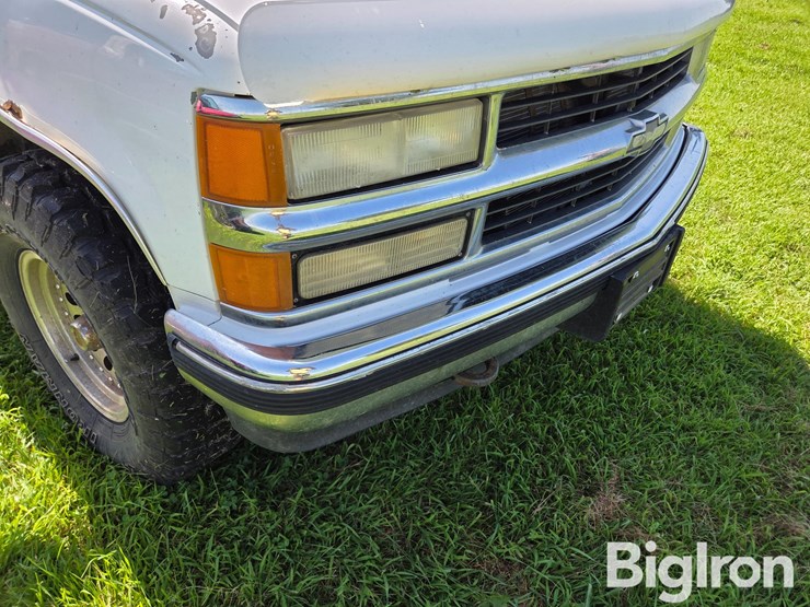1997-chevrolet-tahoe-image-12