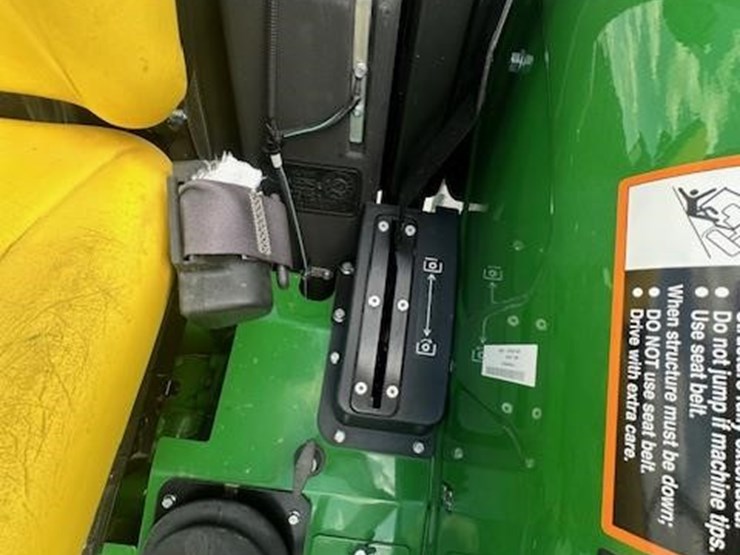 2023-john-deere-5050e-image-20